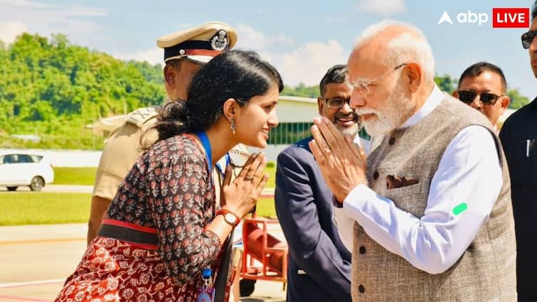 Travel from engineering to UPSC .. Who is IAS Visakha Yadav, welcomed PM Modi in Arunachal Pradesh