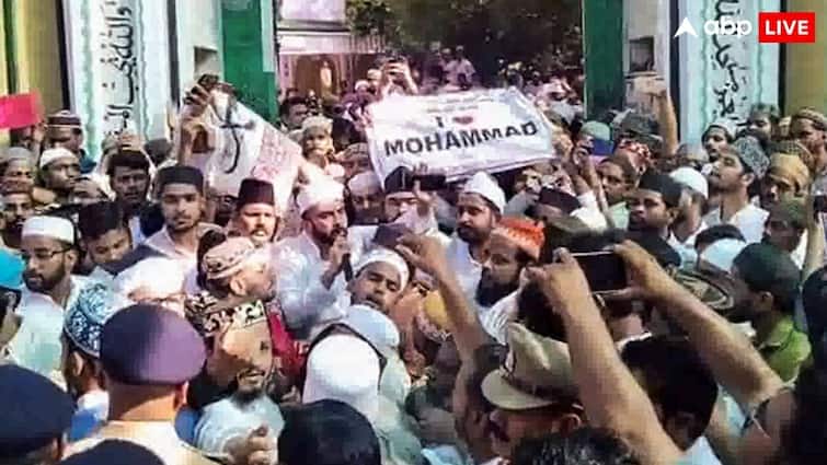 'Get the case filed on 200 million Muslims in the country', Maulana Alhamumi raging on I Love Mohammad controversy